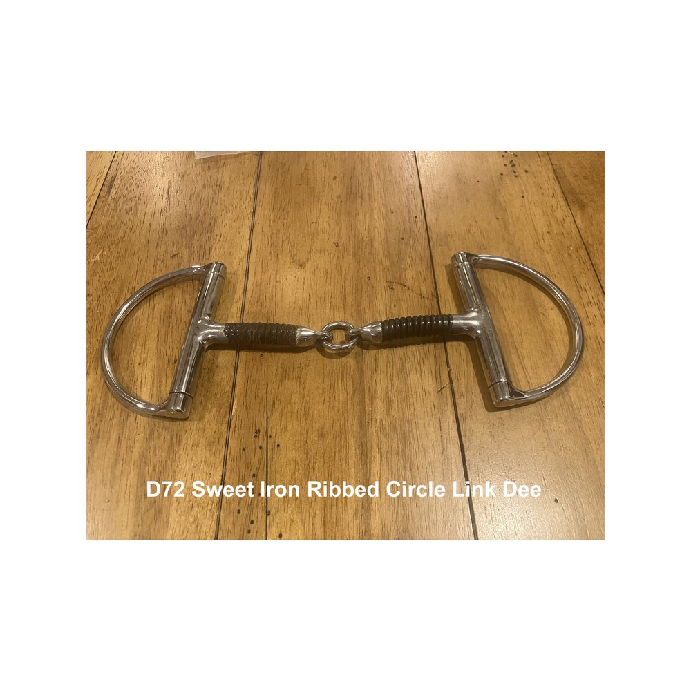 Anademi Ribbed Sweet Iron Circle Link D Bit