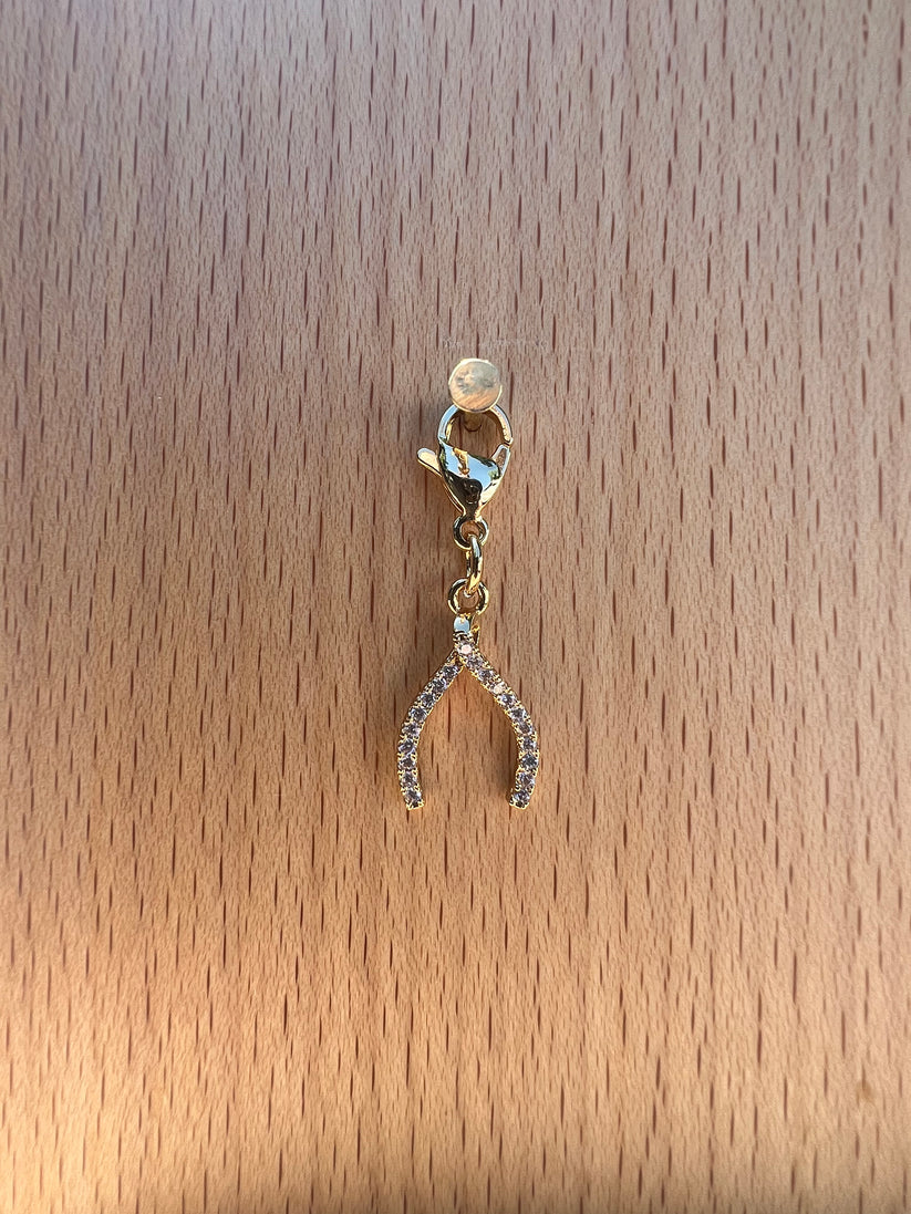 DuBois Cheval Sparkly Wishbone Charm