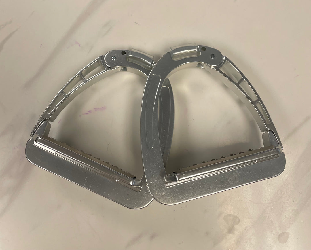 Acavallo Arena AluPlus Junior Stirrups.