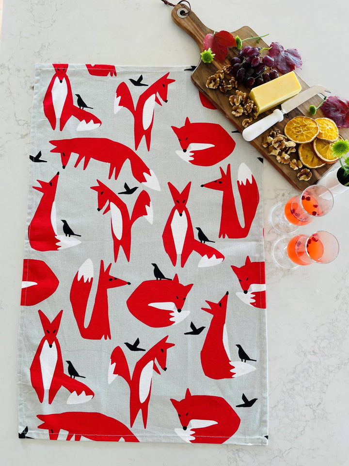 Allgifts Australia - Tea Towel - Foxes: Hangsell (Carded)