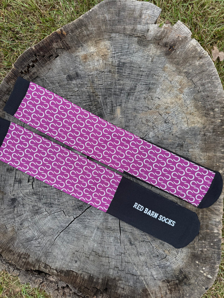 Red Barn Socks-Horseshoe Harmony