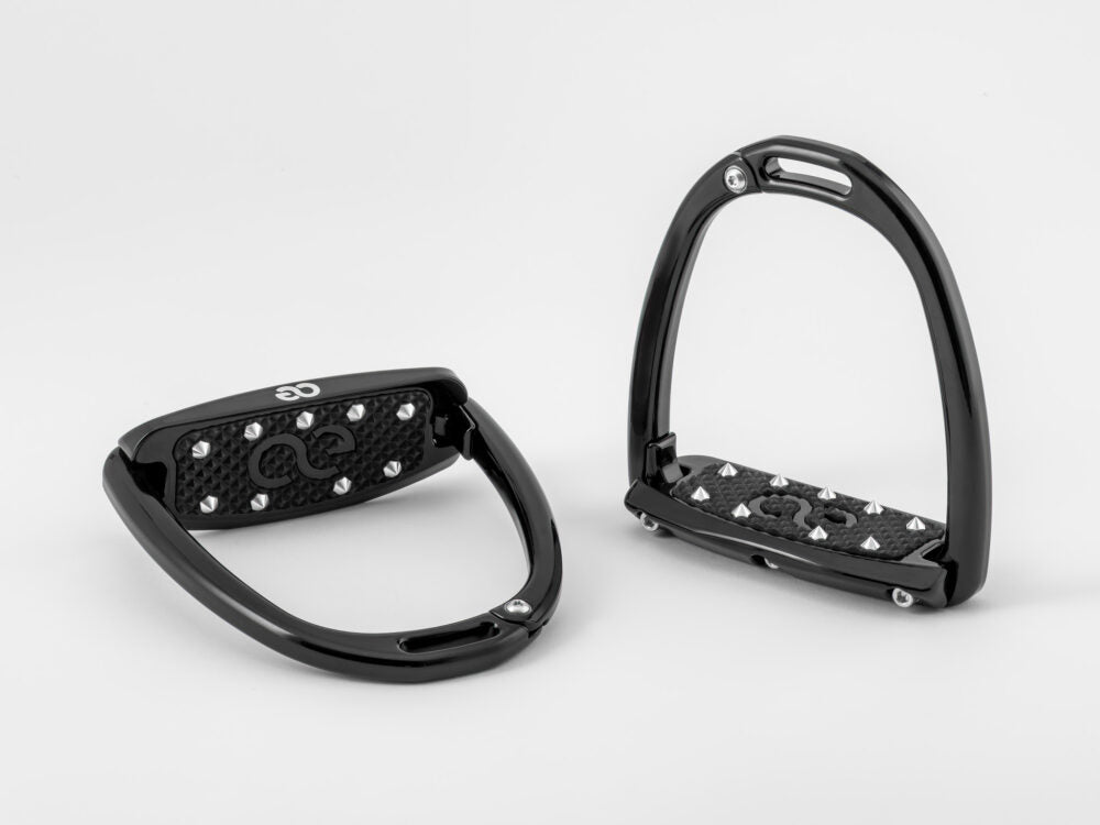 American Equus Hunter Escape Stirrups
