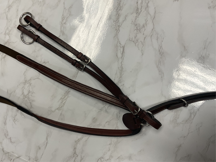 AJR Anatomic Breastplate w/ Running Attachment