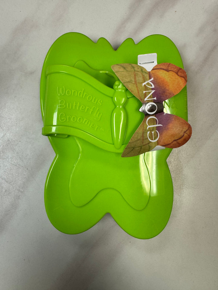 Epona Butterfly Groomer Curry