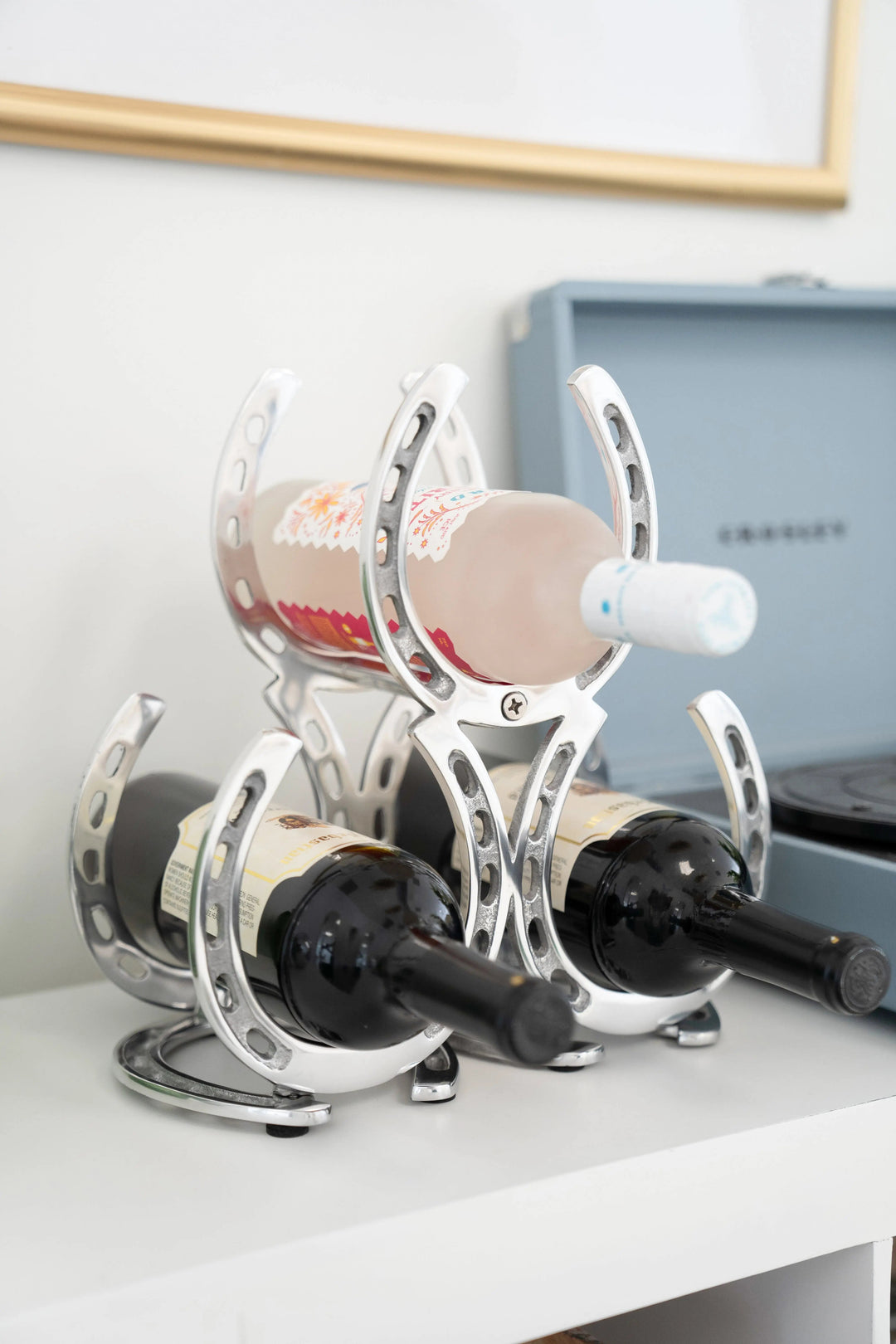 Huntley Horseshoe 3-Bottle Wine Rack