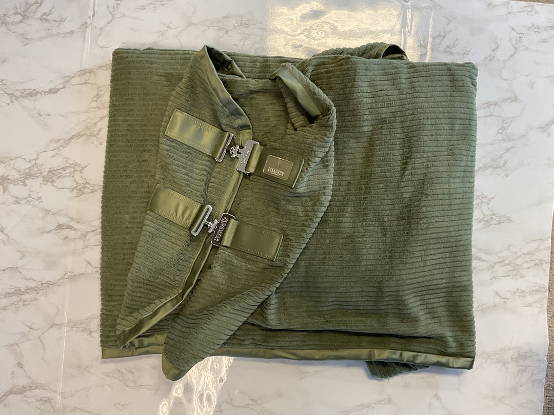 Eskadron Classic Sports Terry-Robe Sweat Rug