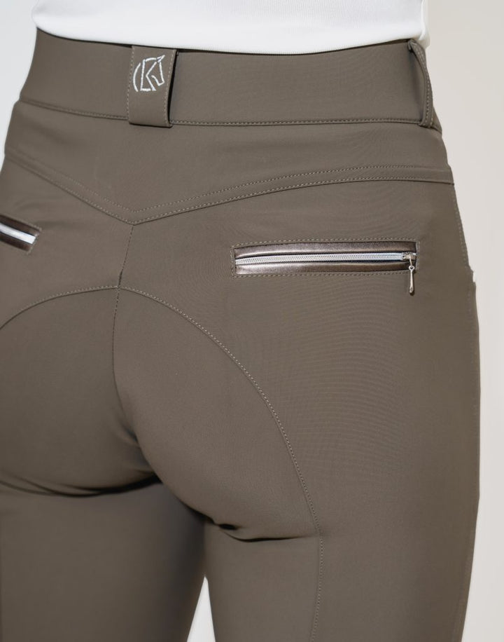 KL Select Gabrielle Breech