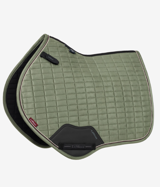 LeMieux Suede Close Contact Square Pad
