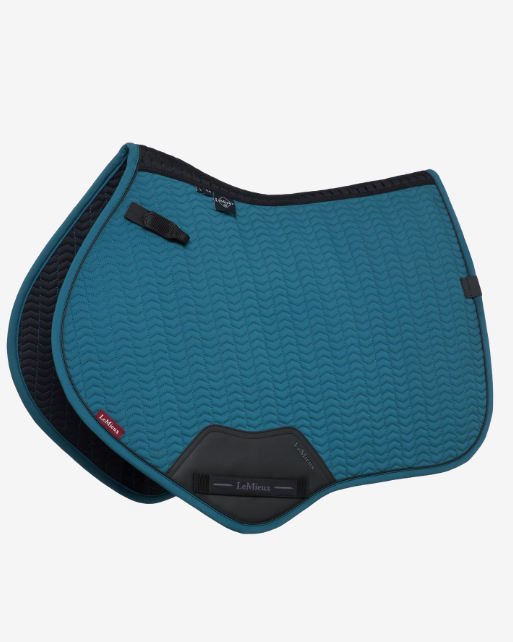 Essence Close Contact Square