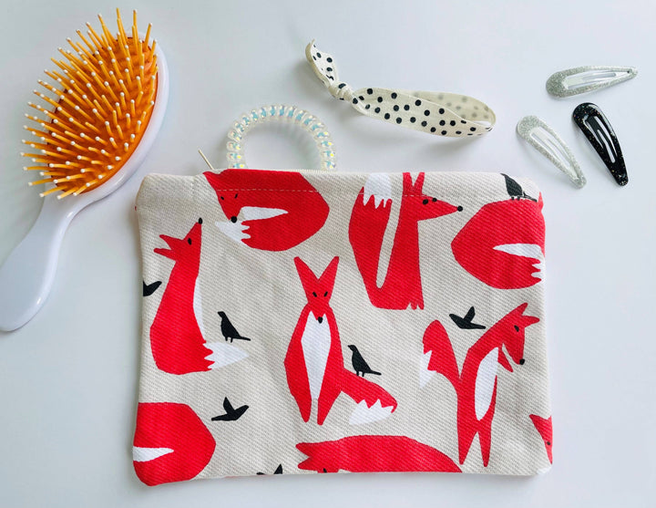 Allgifts Australia - Zip Pouch - Foxes