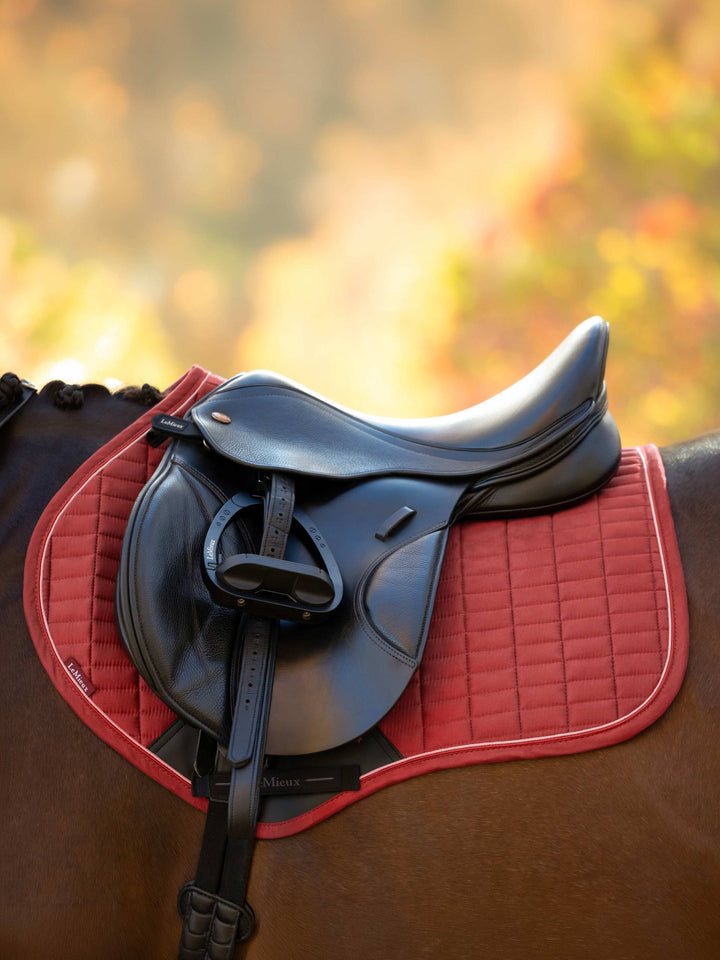 LeMieux Suede Close Contact Square Pad